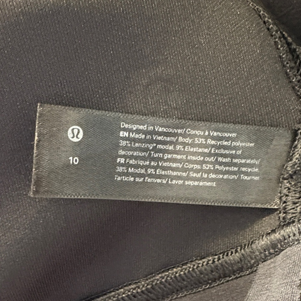 Lululemon Softstreme Drop Sleeve Wrap ~ 10 ~ Black - Picture 8 of 12